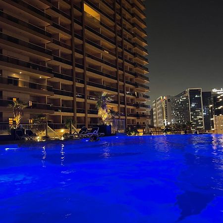 Prime Downtown Location With Pool, Gym & Sauna - Steps From Burj Khalifa & Dubai Mall Dubaj Zewnętrze zdjęcie