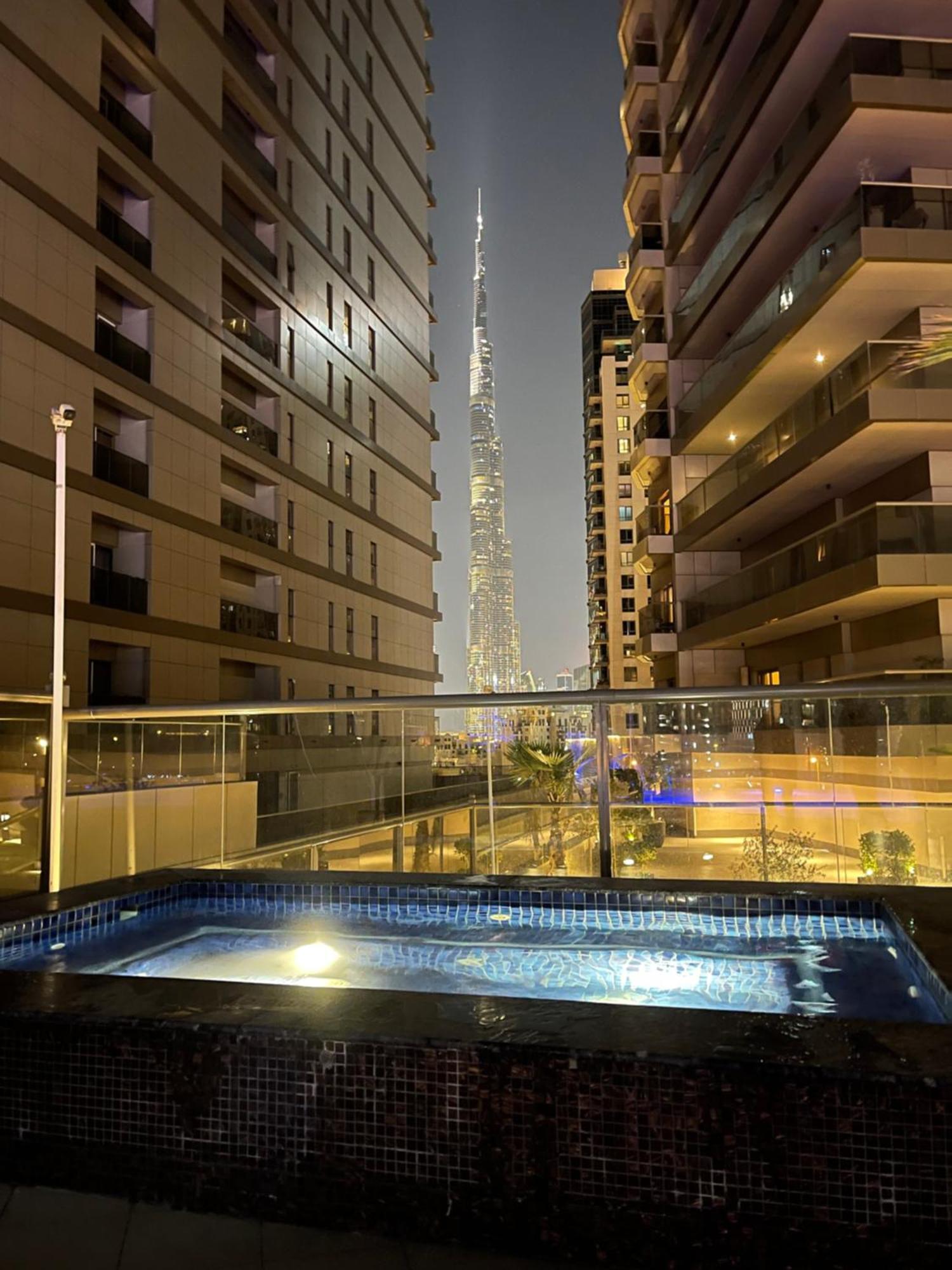 Prime Downtown Location With Pool, Gym & Sauna - Steps From Burj Khalifa & Dubai Mall Dubaj Zewnętrze zdjęcie